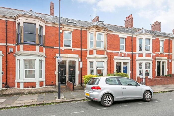 2 Bedroom Flat To Rent In Bayswater Road, Jesmond, Newcastle Upon Tyne, NE2
