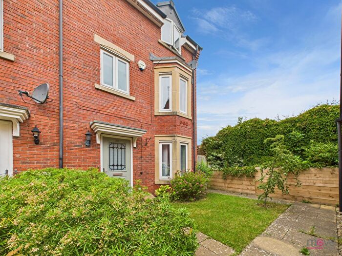 4 Bedroom End Of Terrace House To Rent In St. Michaels Close, Charlton Kings, GL53