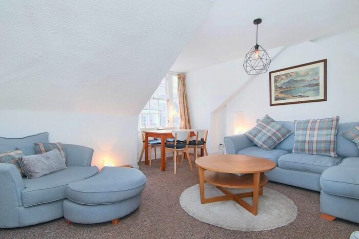 2 Bedroom Flat To Rent In Thistle Street, New Town, Edinburgh, EH2