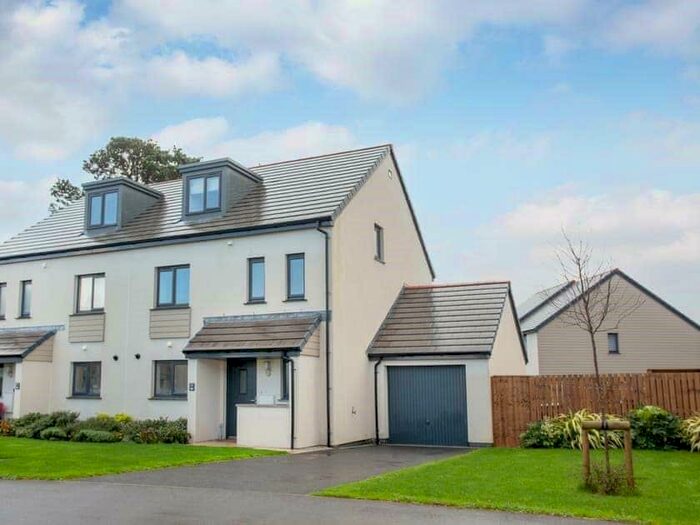 4 Bedroom Semi-Detached House For Sale In Red Clove Close, St Eval, PL27