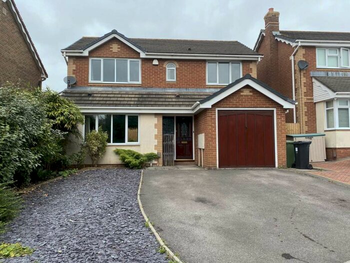 4 Bedroom Detached House To Rent In Kingfisher Close, Bradley Stoke, Bristol, BS32