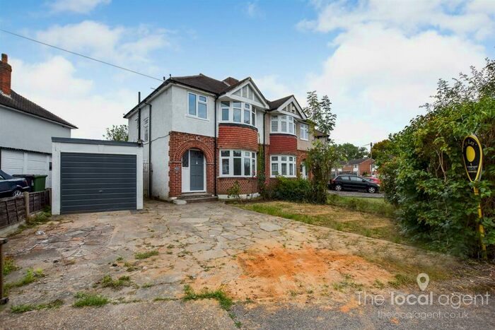 4 Bedroom Semi-Detached House To Rent In Curtis Road, Epsom, KT19