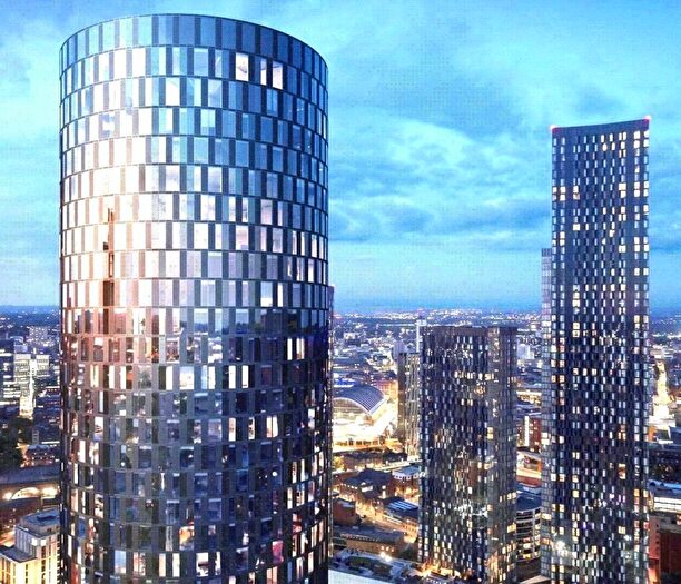 2 Bedroom Apartment To Rent In Thr, Silvercroft Street, Manchester, M15