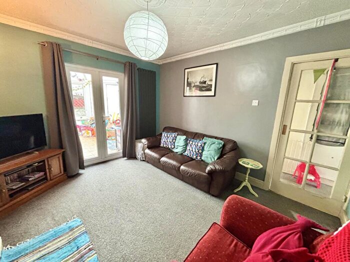 2 Bedroom Semi-Detached House For Sale In Heol Y Llwynau, Trebanos, Pontardawe, Swansea., SA8