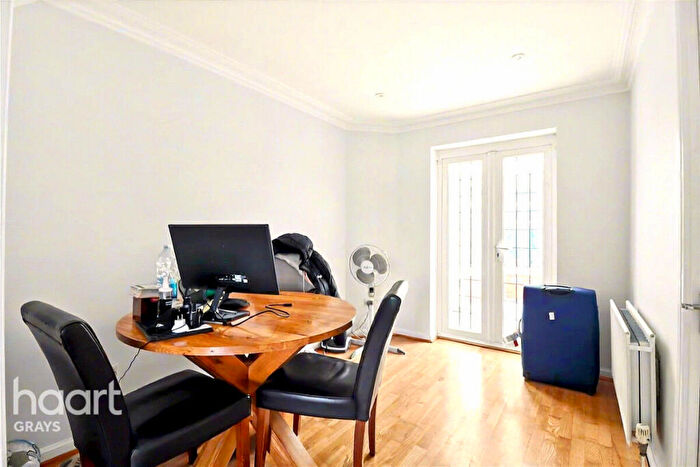 3 Bedroom Terraced House To Rent In Frances Avenue, Grays, RM16