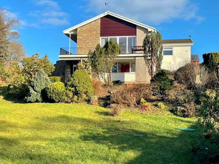 4 Bedroom Detached House For Sale In Newbridge-on-Wye, Llandrindod Wells, Powys, LD1