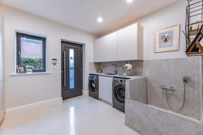 4 Bedroom Detached House For Sale In Station Road, Little Hoole, PR4
