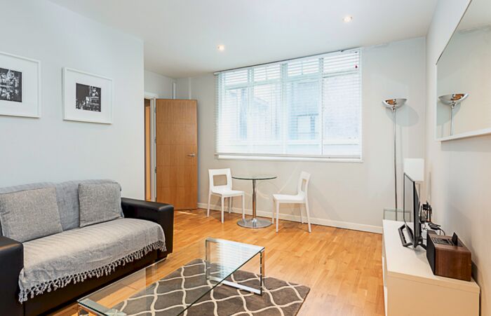 1 Bedroom House To Rent In Watling Street, London, London, EC4M