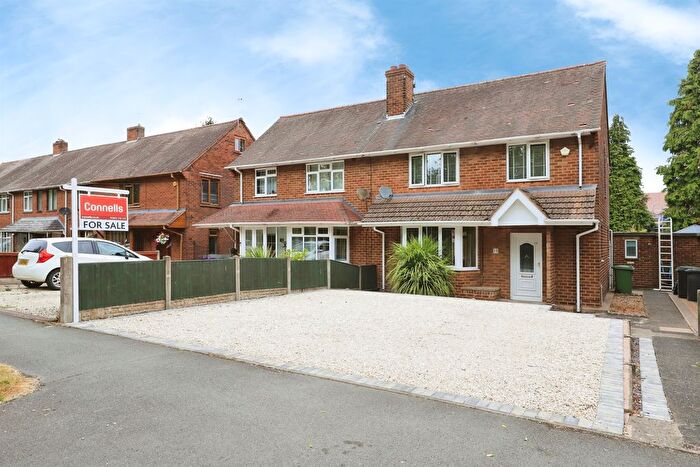 3 Bedroom Semi Detached House For Sale In Parklands Road, East Park, Wolverhampton, WV1