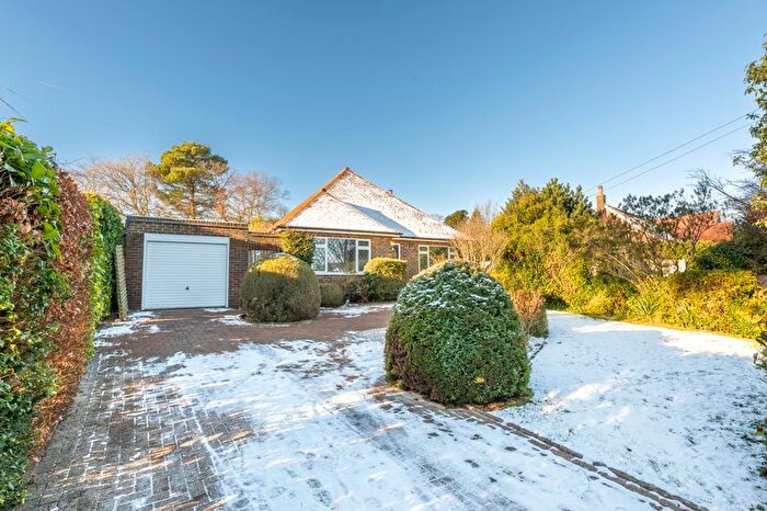 2 Bedroom Detached Bungalow For Sale In Beacon Close, Crowborough, TN6
