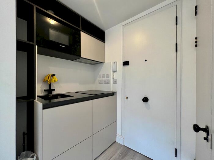 Studio To Rent In Claremont Road, London, W9