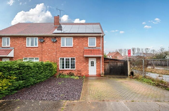 3 Bedroom Semi Detached House For Sale In Steamer Point Road, Nocton, LN4