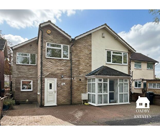 5 Bedroom Link Detached House For Sale In London Road, Oadby, LE2