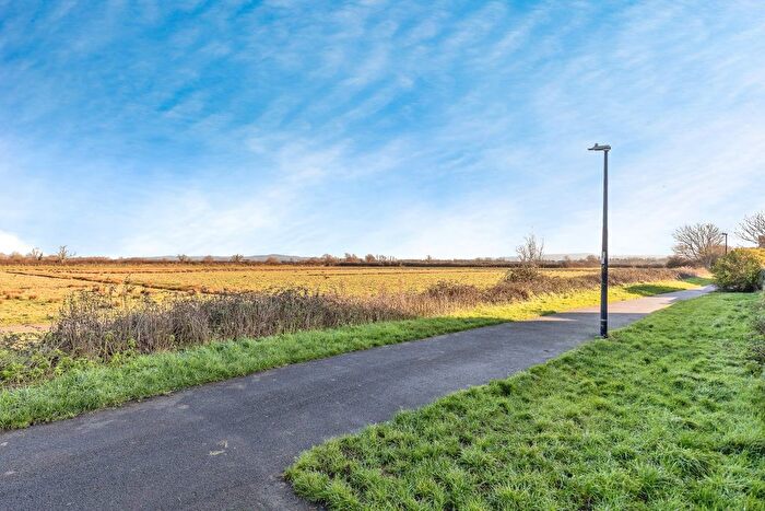 1 Bedroom End Of Terrace House For Sale In Hambledon Road, Weston-Super-Mare, Somerset, BS22