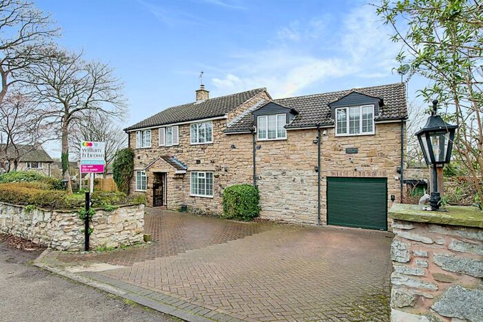 6 Bedroom Detached House For Sale In Hall Lane, Ledston, Castleford, WF10