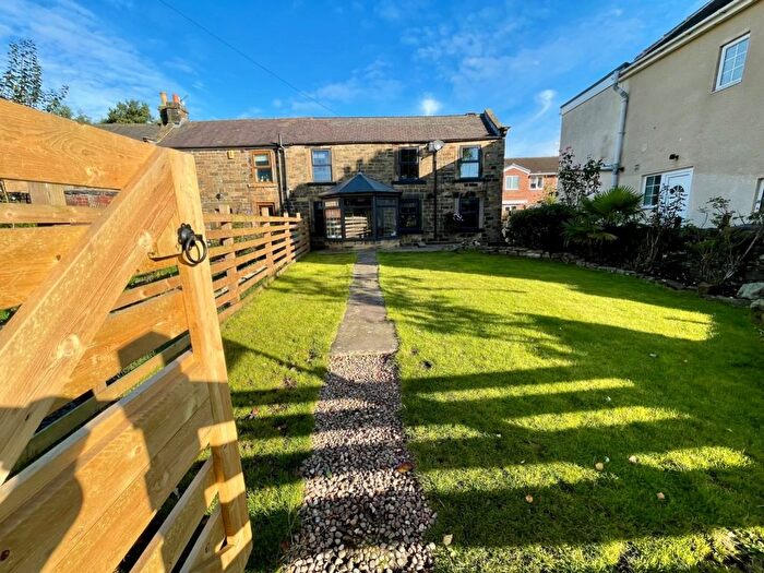 3 Bedroom Semi Detached House For Sale In Gosforth Lane, Dronfield, Derbyshire, S18