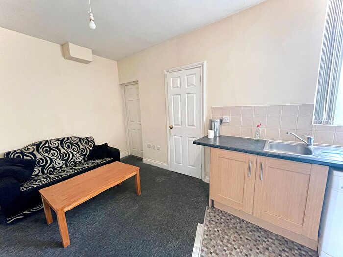 2 Bedroom Flat To Rent In Far Gosford Street, Coventry, CV1