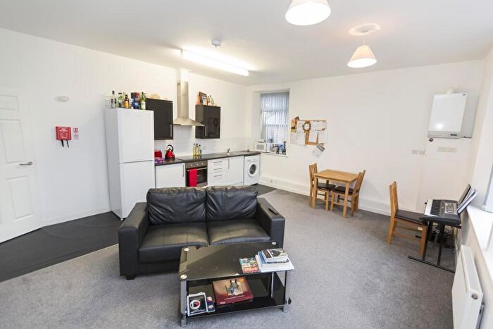 2 Bedroom Flat To Rent In Flat, Ant Apartments, Broomhill, S10
