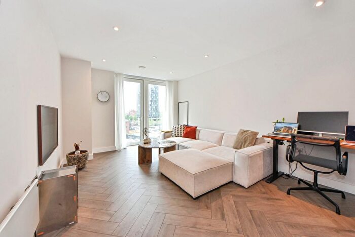1 Bedroom Flat For Sale In A Chester Road, Manchester, M15