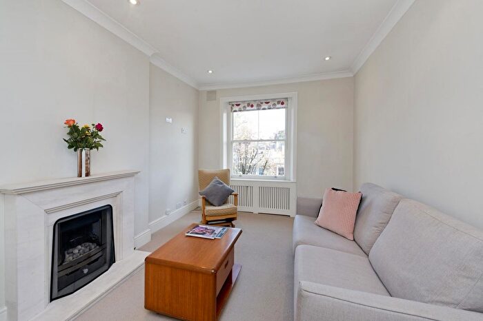 2 Bedroom Flat To Rent In Leamington Road Villas, London, W11