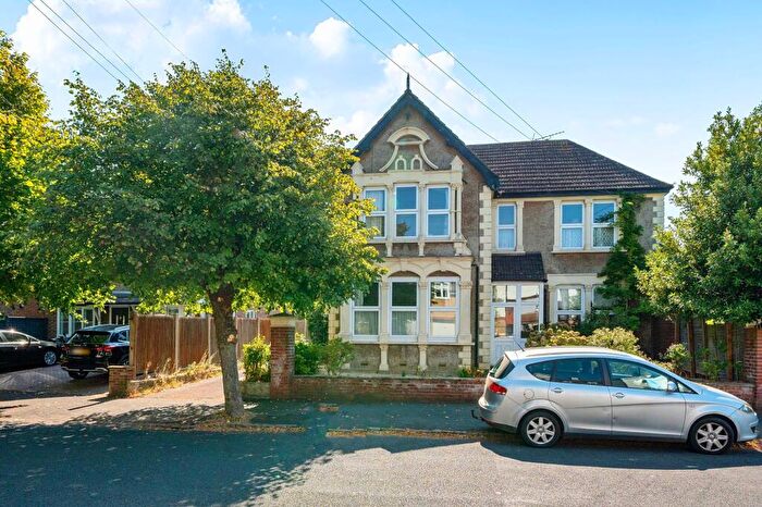 8 Bedroom Detached House For Sale In Victoria Drive, Bognor Regis, PO21