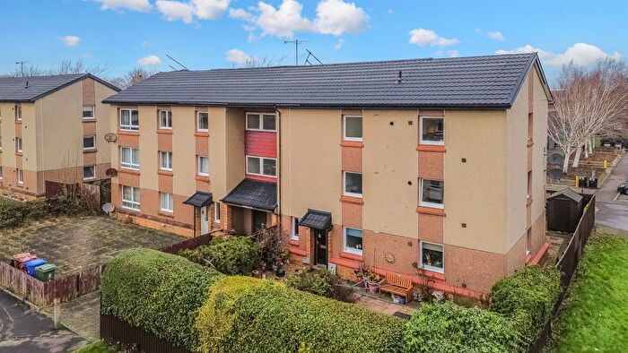 2 Bedroom Flat For Sale In Sunart Place, Grangemouth, FK3