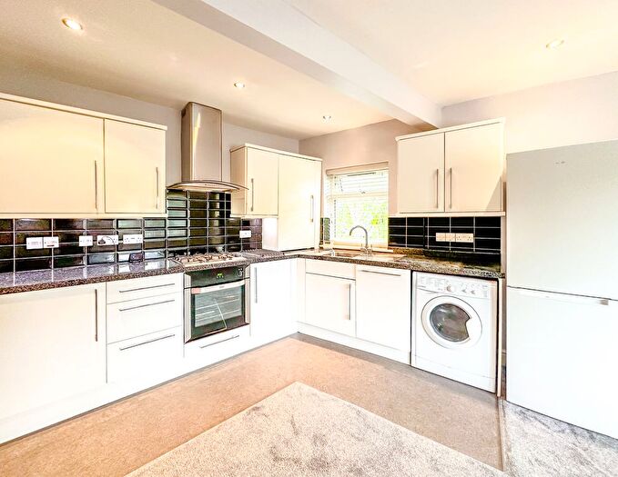 1 Bedroom Flat To Rent In Fourth Avenue, Garston, Watford, WD25