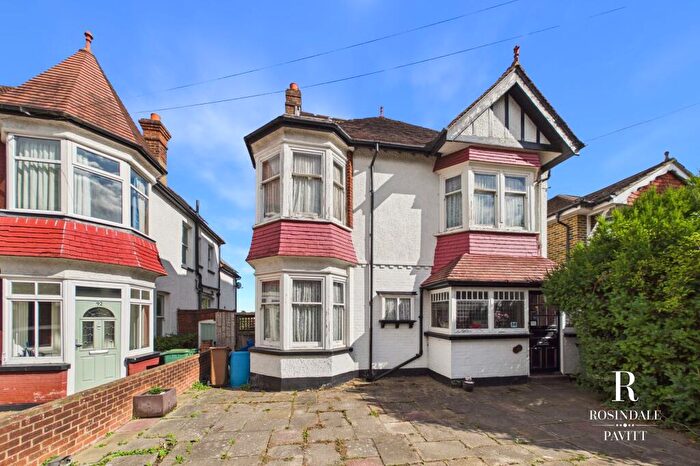 5 Bedroom Detached House For Sale In Park Hill, Carshalton, SM5