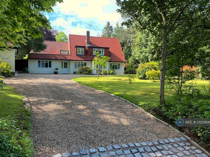 6 Bedroom Detached House To Rent In The Warren, Ashtead, KT21