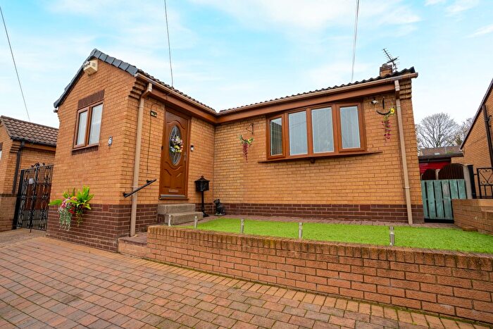3 Bedroom Detached Bungalow For Sale In Sandford Road, South Elmsall, Pontefract, WF9