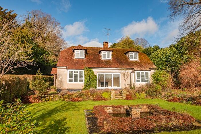 4 Bedroom Detached House To Rent In The Street, Ewhurst, Cranleigh, GU6