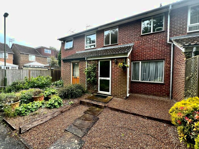 3 Bedroom Terraced House To Rent In Drake Close, Horsham, RH12