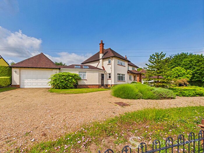 5 Bedroom Detached House For Sale In Higher Drive, Banstead, SM7