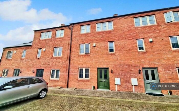 5 Bedroom Terraced House To Rent In Kilby Mews, Coventry, CV1