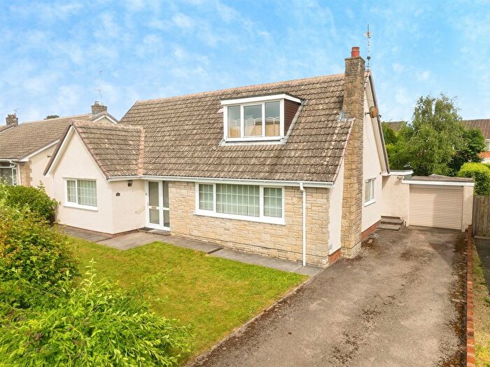 4 Bedroom Detached Bungalow For Sale In Park View, Chepstow, NP16