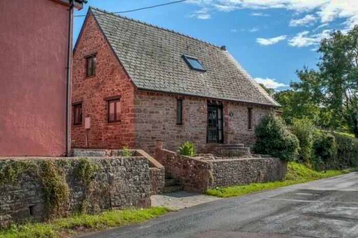 3 Bedroom Detached House To Rent In Mill End, GL16