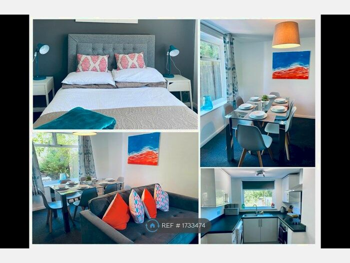 3 Bedroom Semi-Detached House To Rent In Winterton Rise, Nottingham, NG5