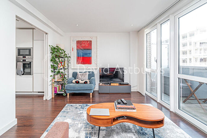 1 Bedroom Apartment To Rent In Rivulet Apartments, Devan Grove, London, N4