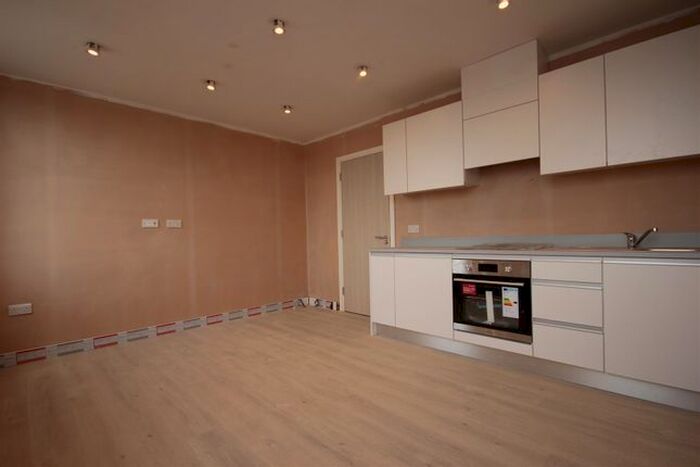 Property To Rent In Neasden Lane, Neasden, NW10