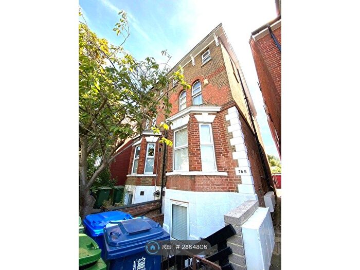 1 Bedroom Flat To Rent In St Clement's Street, Oxford, OX4