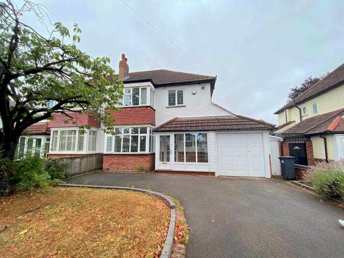 3 Bedroom Semi-Detached House To Rent In Danford Lane, Solihull, Solihull, B91