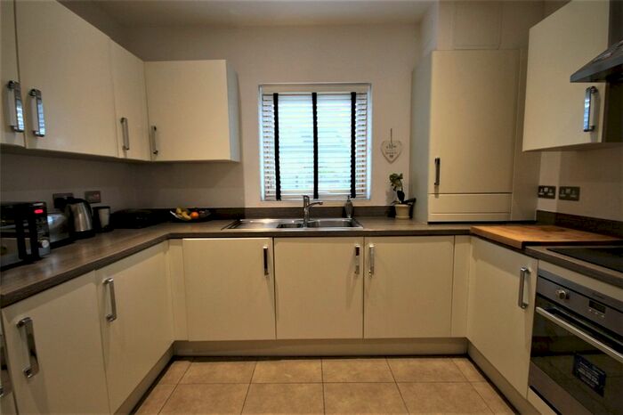 2 Bedroom Flat To Rent In Spring Road, Feltham, TW13