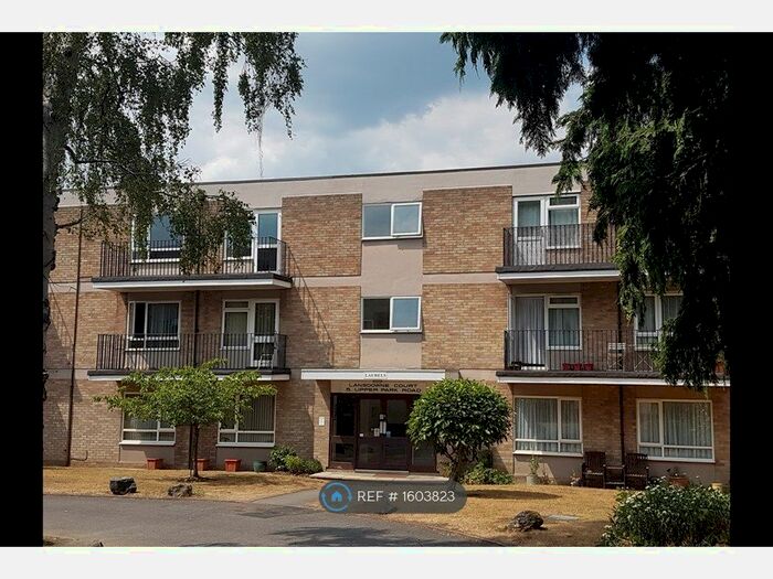 2 Bedroom Flat To Rent In Lansdowne Court, Camberley, GU15