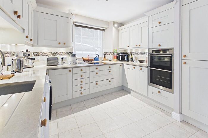3 Bedroom End Terrace House For Sale In Seavale Road, Clevedon, North Somerset, BS21