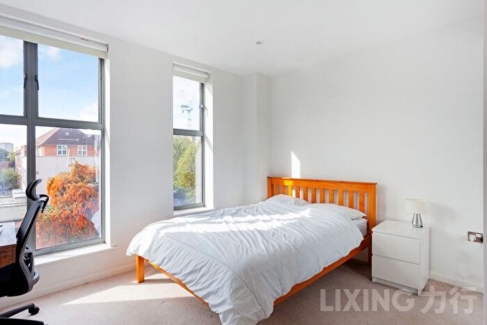 4 Bedroom Terraced House To Rent In Avonmore Road, Hammersmith, W14