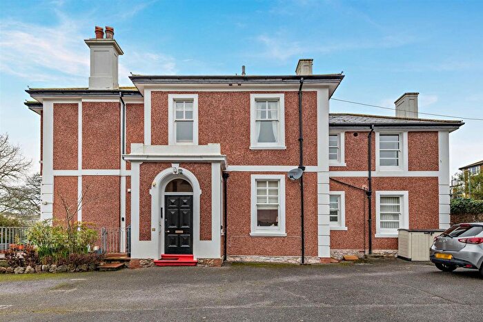 2 Bedroom Flat For Sale In Palermo Road, Torquay, TQ1