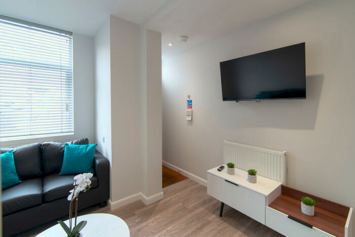 4 Bedroom Terraced House To Rent In Cauldon Road, Stoke, ST4