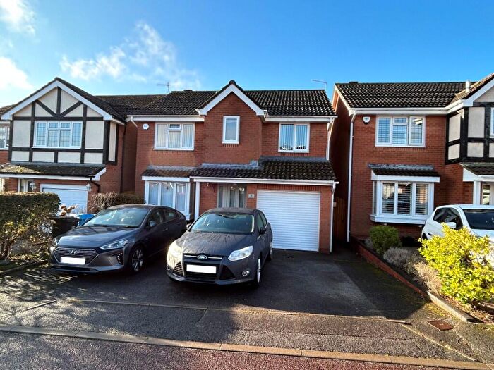 4 Bedroom Detached House For Sale In Waytown Close, Canford Heath, Poole, Dorset, BH17