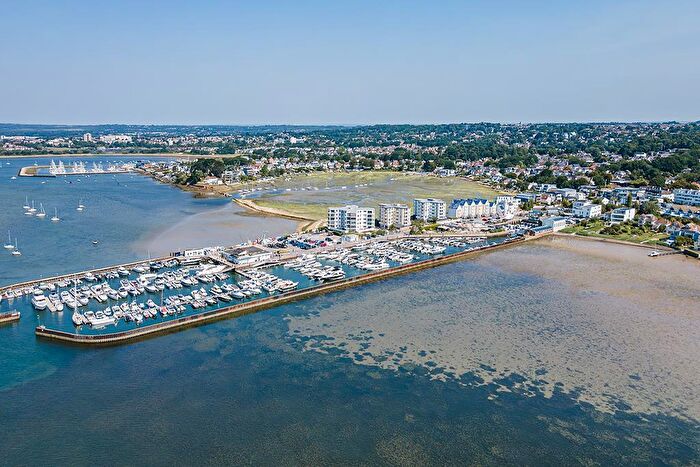 3 Bedroom Apartment For Sale In Salterns Way, Lilliput, BH14