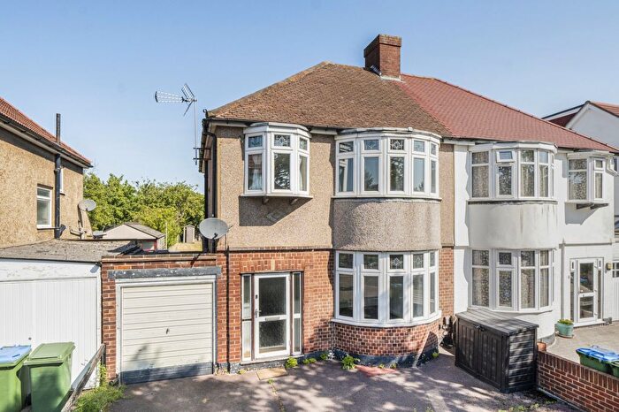 3 Bedroom Semi-Detached House To Rent In Broad Walk, London, SE3